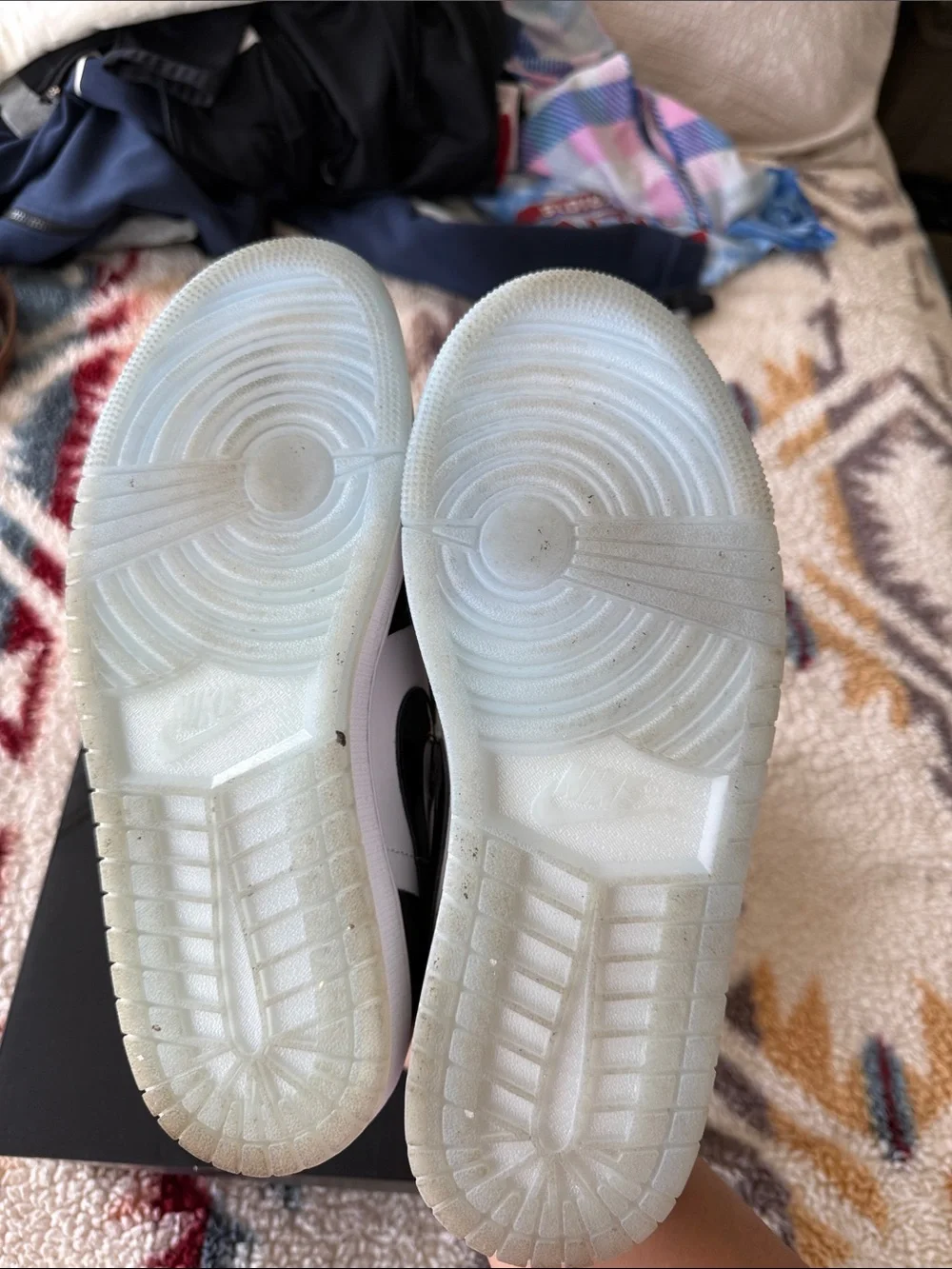 Jordan Black and White Low-Top Patent Leather Sneakers - Picture 4 of 6